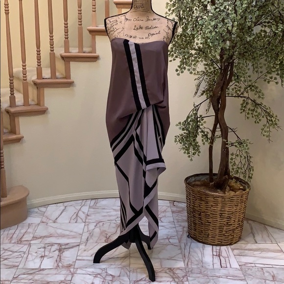 BCBGMaxazria Dress - Picture 2 of 8